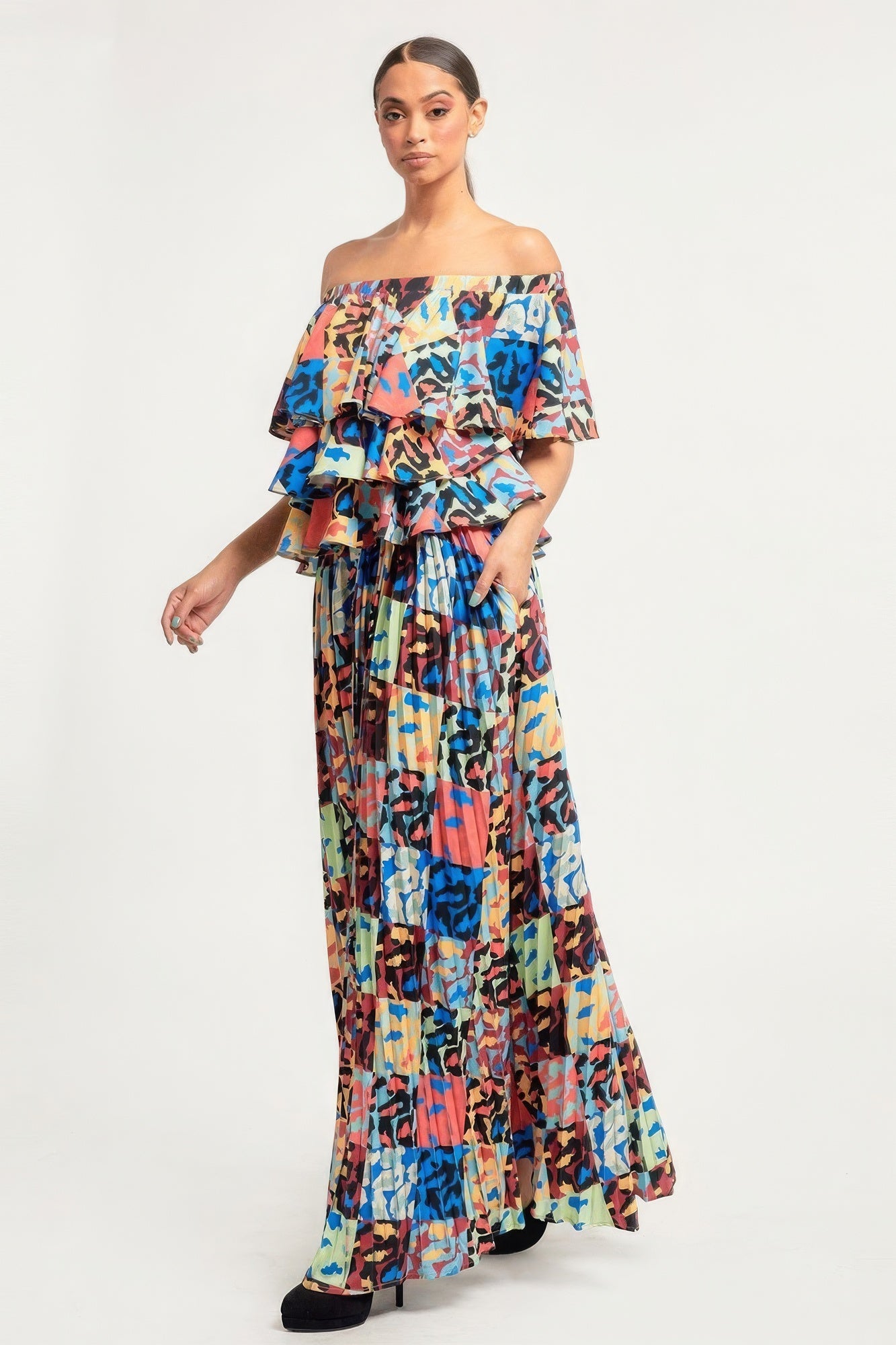 Printed Ruffle Top And Pleated Skirt Set - All Season Fashion