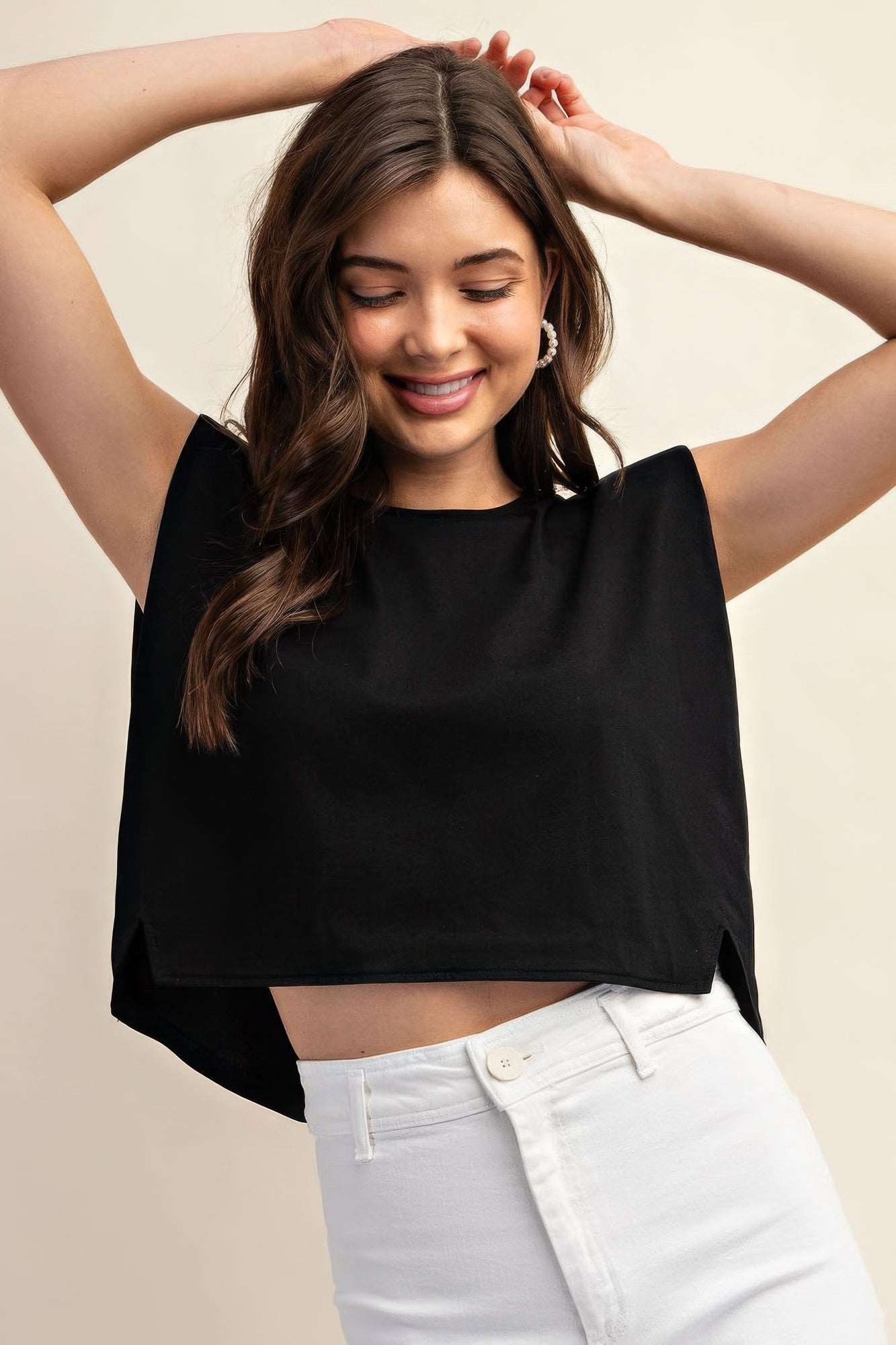 Sleeveless Crop Top With Shoulder Pads - All Season Fashion