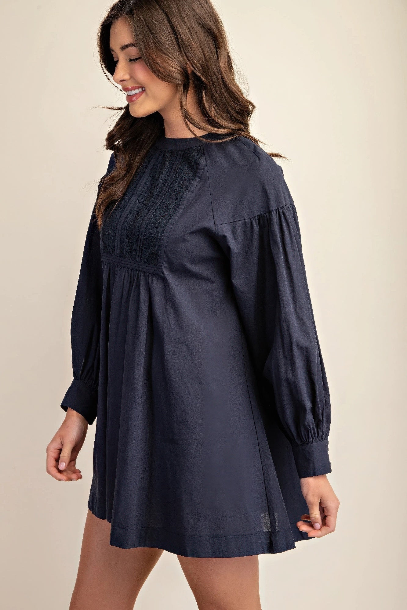 Long sleeve mini dress with lace detail - All Season Fashion