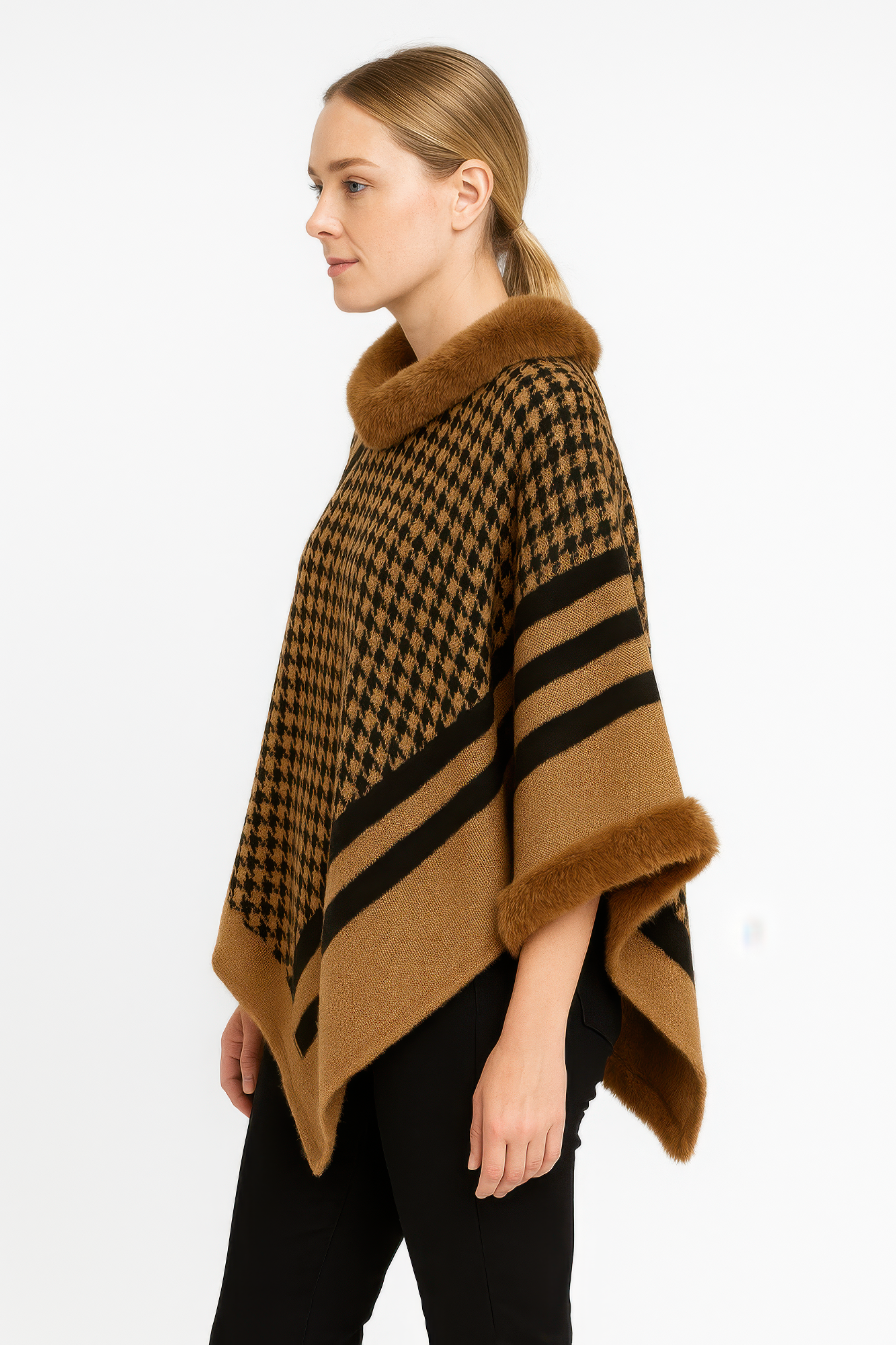 Patterned Knit Poncho With Faux Fur Trim - All Season Fashion