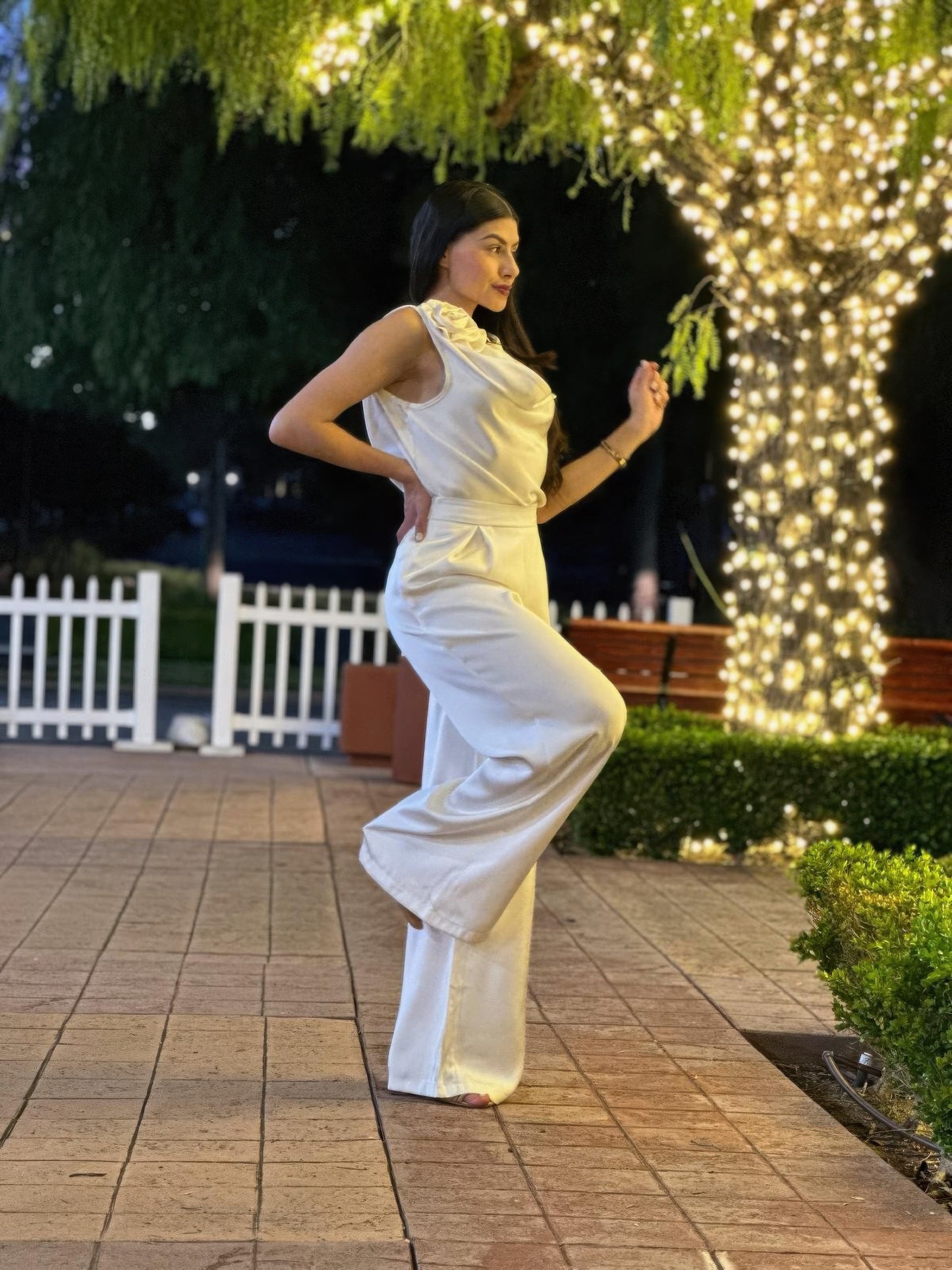 Satin Wide Leg Pants & Flower Sleeveless Top Set - All Season Fashion