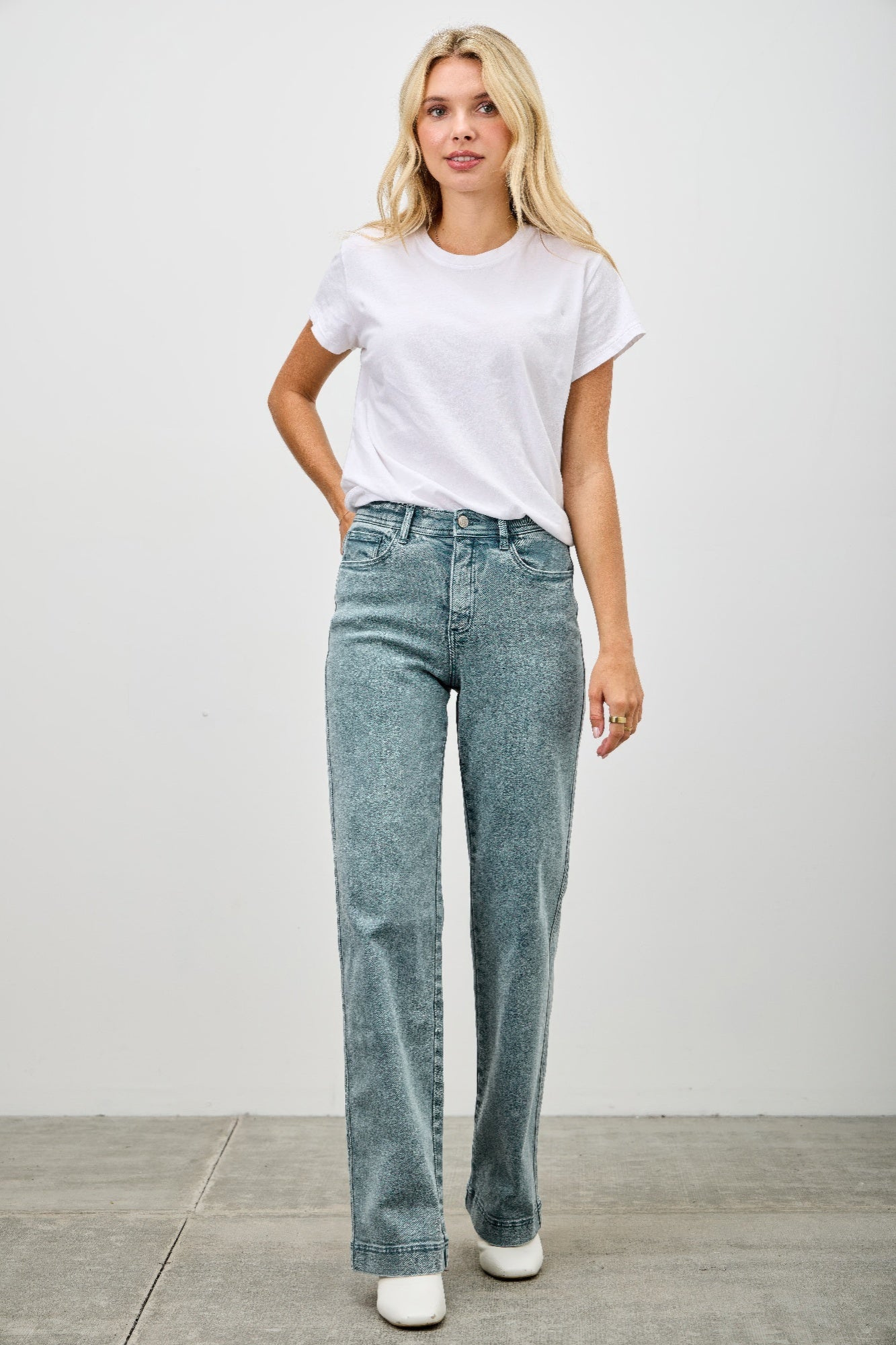 High Rise Slim Wide Straight - All Season Fashion
