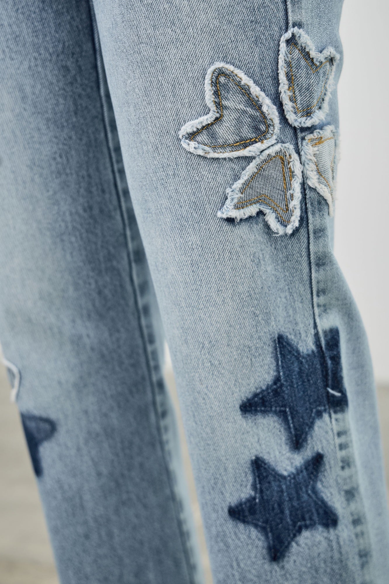 High Rise Star & Heart Patched Dad Jean W/stretch - All Season Fashion