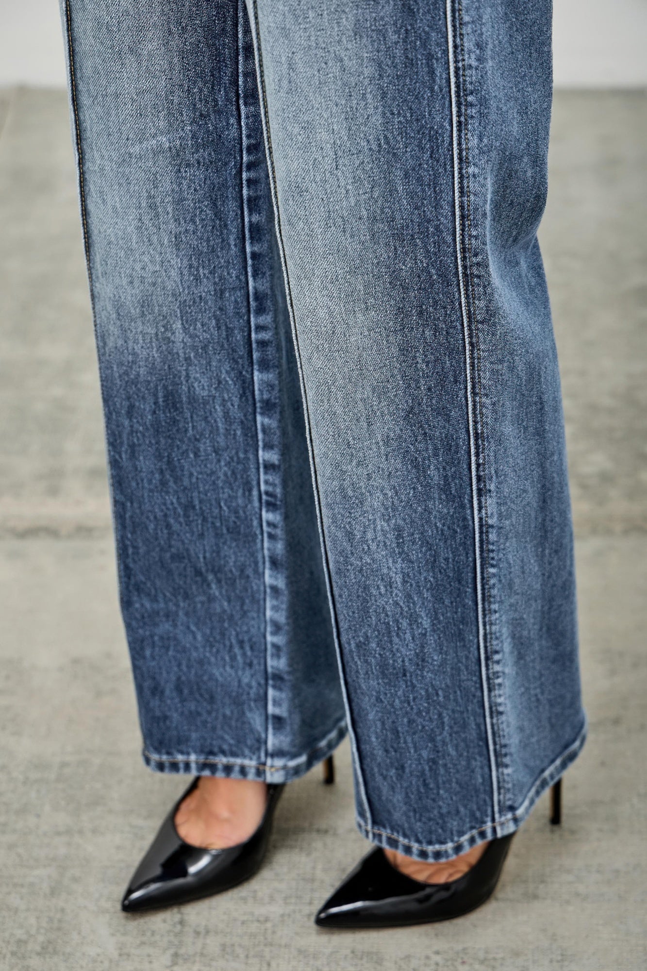 Mid Rise Straight With Pintuck - All Season Fashion