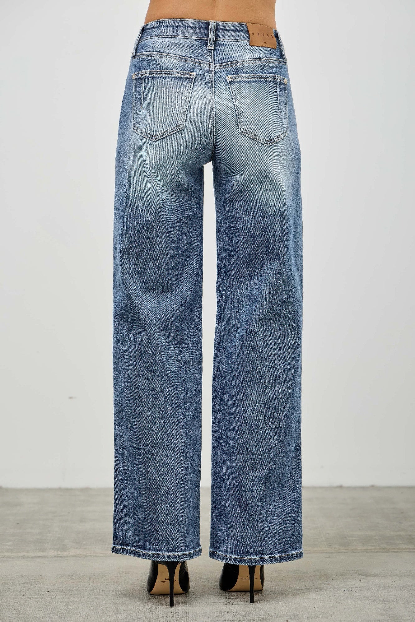 Mid Rise Straight With Pintuck - All Season Fashion