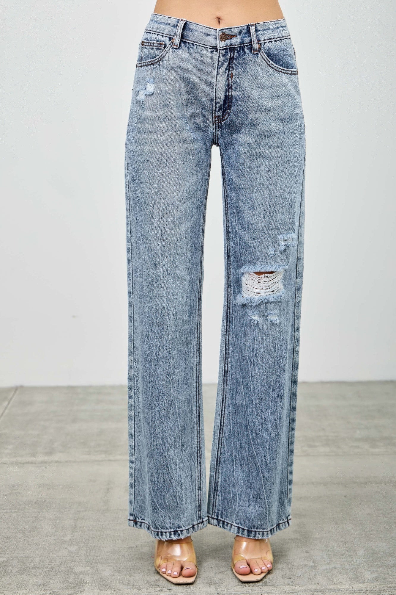 Mid Rise Relaxed Straight With Destroy - All Season Fashion