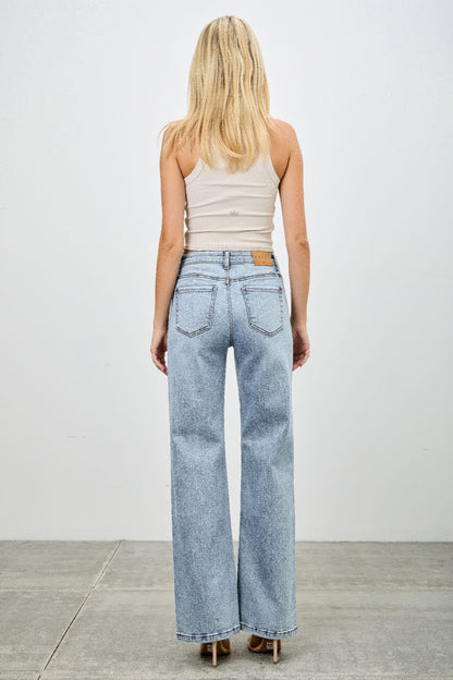 Mid Rise Relaxed Straight With Destroy - All Season Fashion