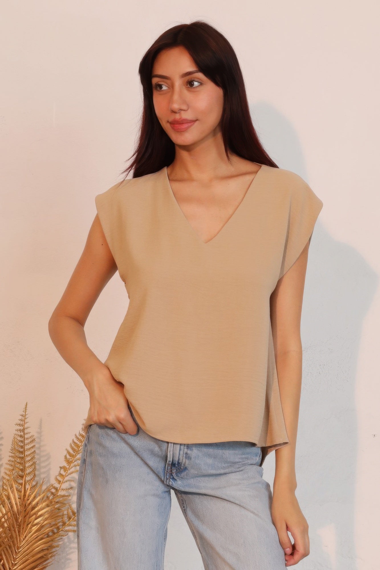Matte Crepe Low Back Loose Top - All Season Fashion