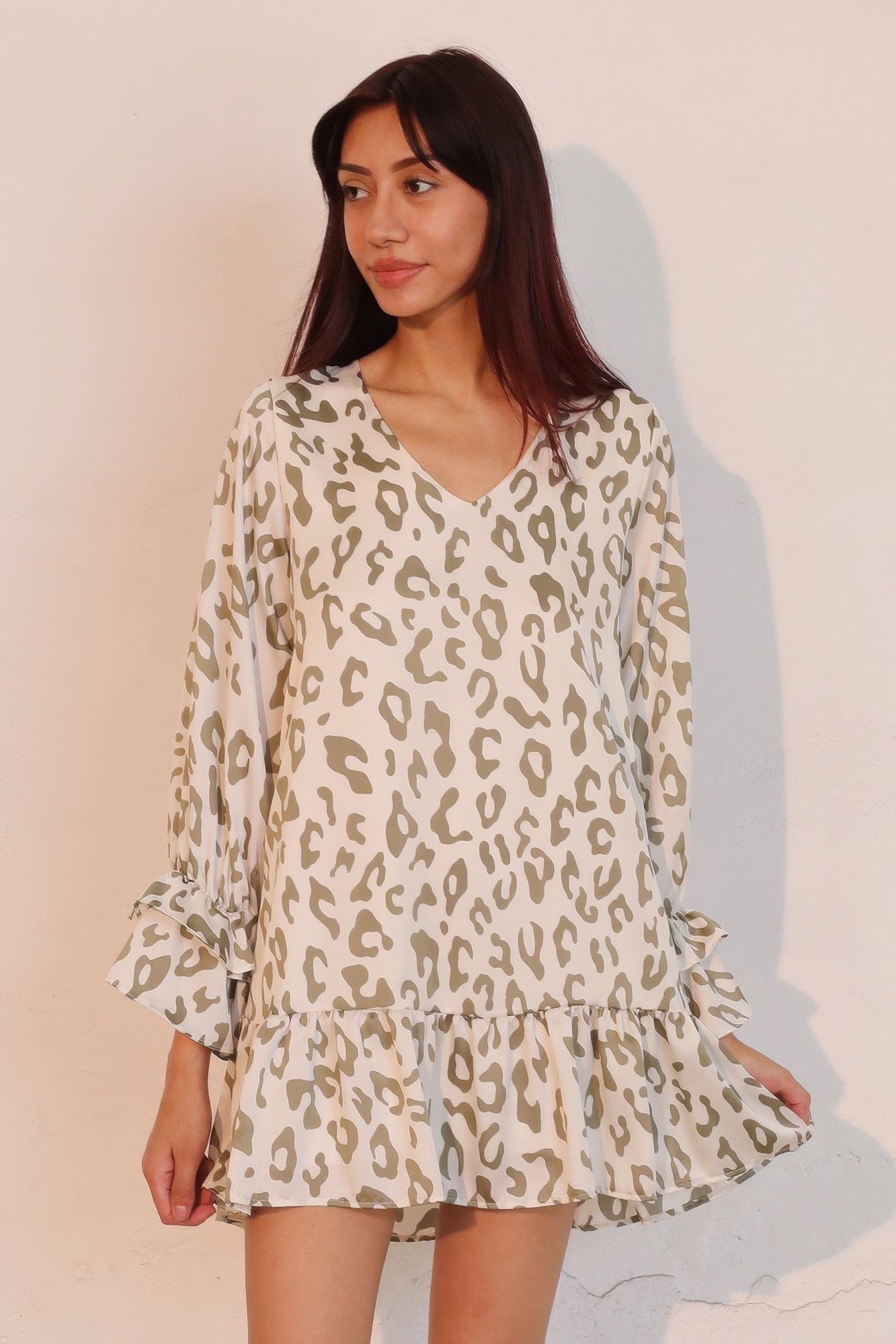 Simple Leopard Dress With Ruffle Cuff - All Season Fashion