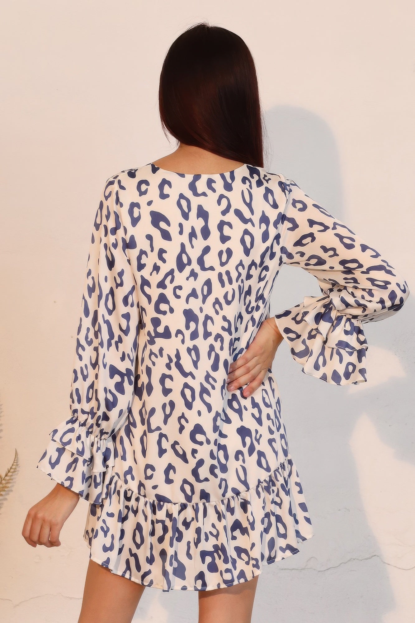 Simple Leopard Dress With Ruffle Cuff - All Season Fashion