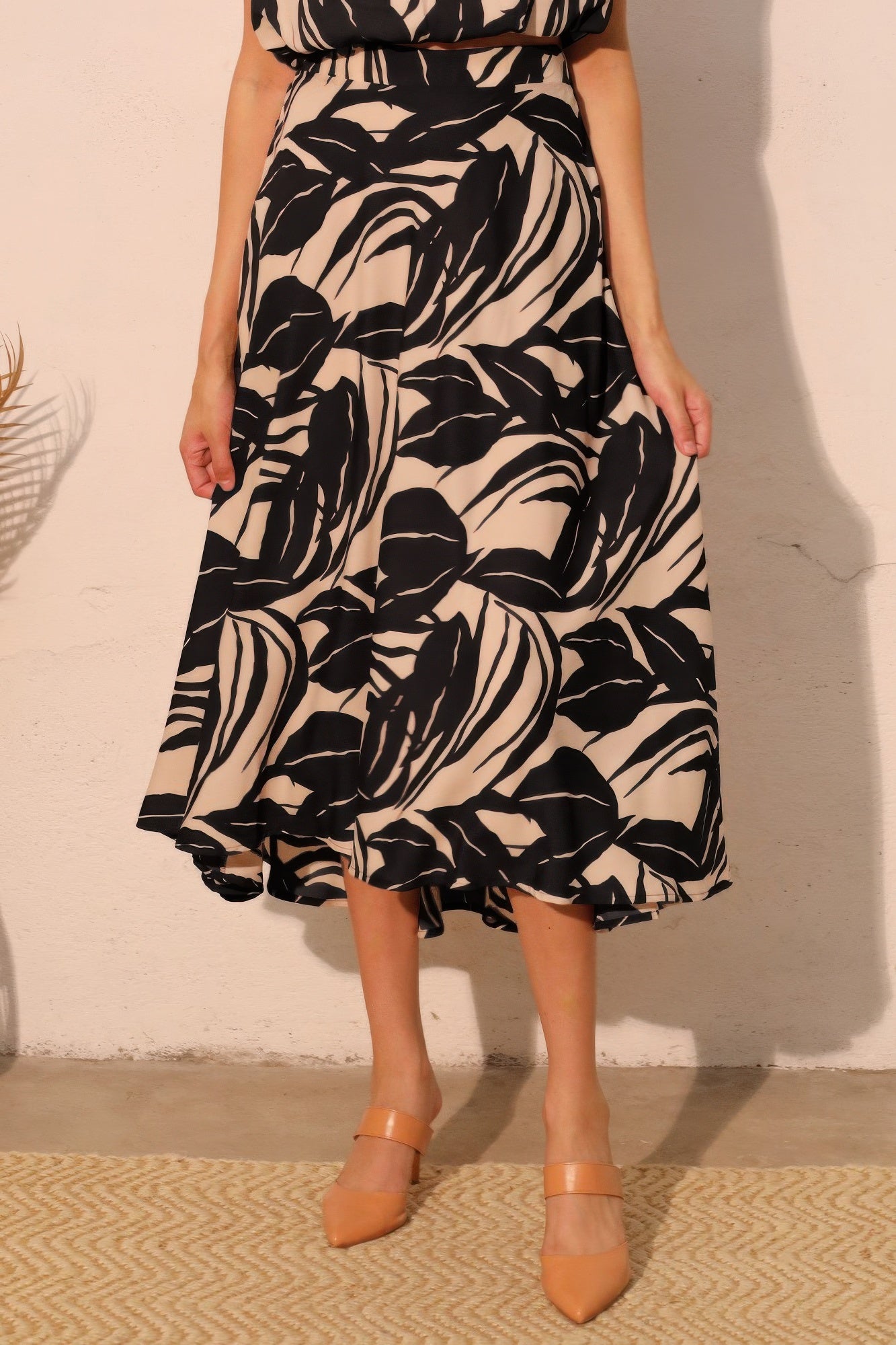 Lucca Leaf Midi Swing Skirt - All Season Fashion