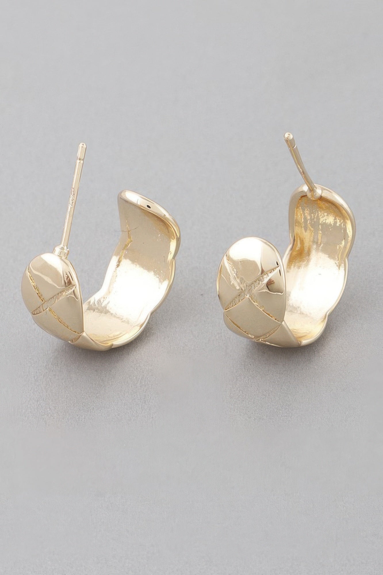 Diamond Cut Hoop Earrings - All Season Fashion